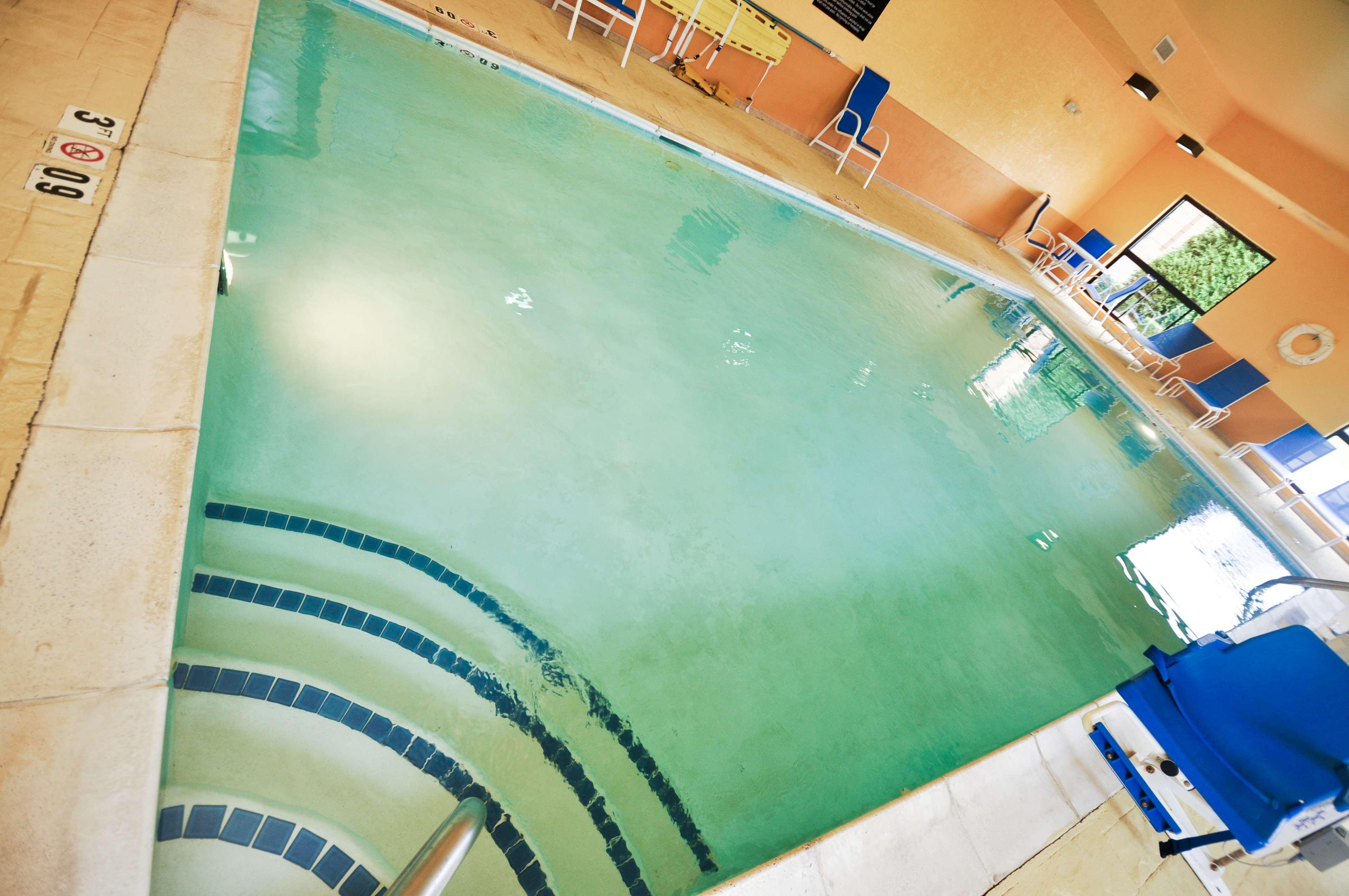 Hampton Inn & Suites Louisville East Zewnętrze zdjęcie